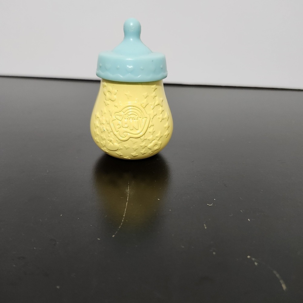 My Little Pony Replacement Baby Bottle Yellow With Green Top 3" Tall Pre Owned